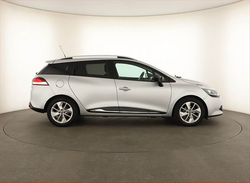 Renault Clio (2016) 1.2 TCe, Automat, Tempomat - fotka 6 z 14