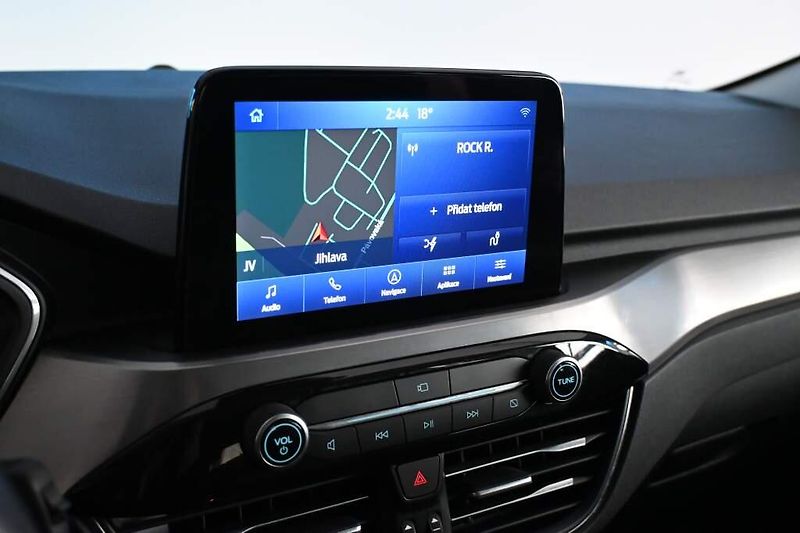 Ford Kuga (2021) 2.5 LED ACC Kamera Head-up Taž - fotka 35 z 42