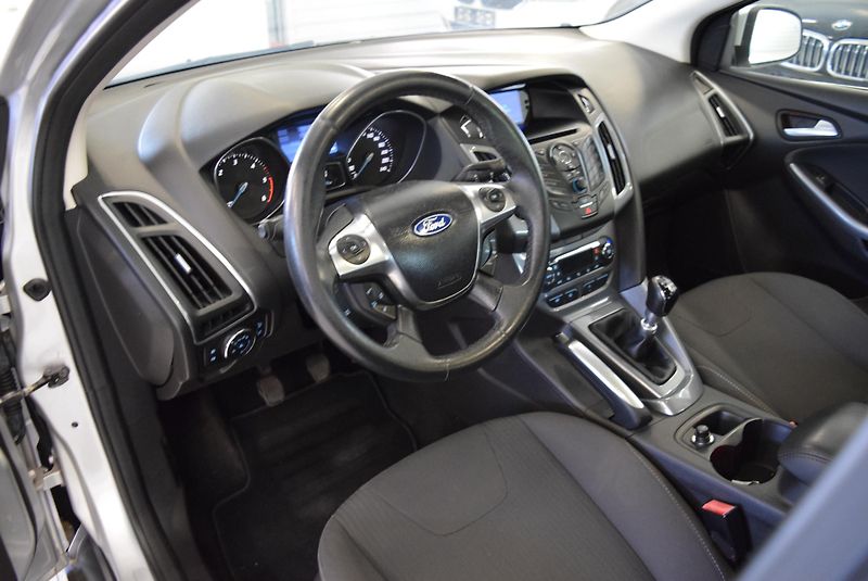 Ford Focus 1.6 TDCI CEBIE - fotka 20 z 34