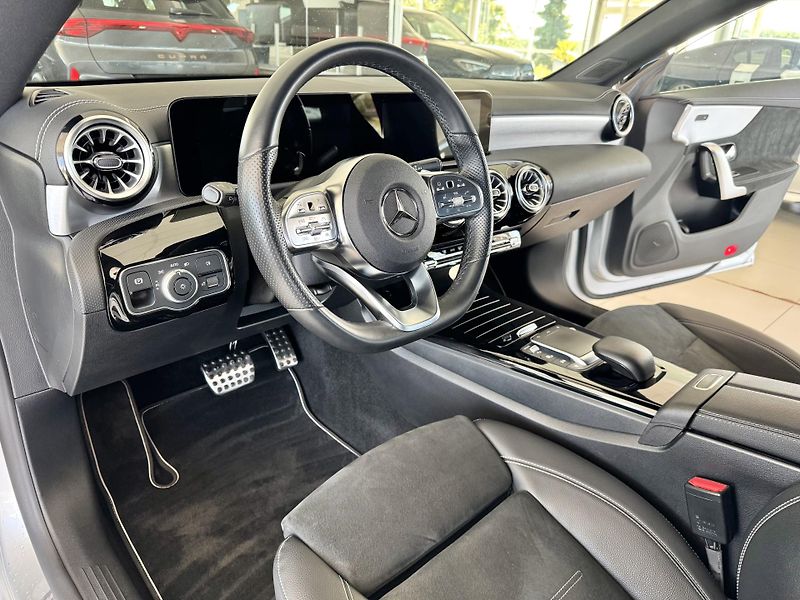 Mercedes-Benz CLA 250e AMG*160kW*Webasto*Panoram - fotka 11 z 40