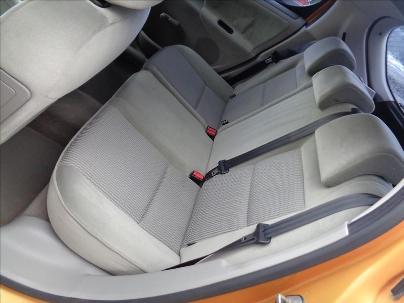 Peugeot 207 1,4 - fotka 12 z 18