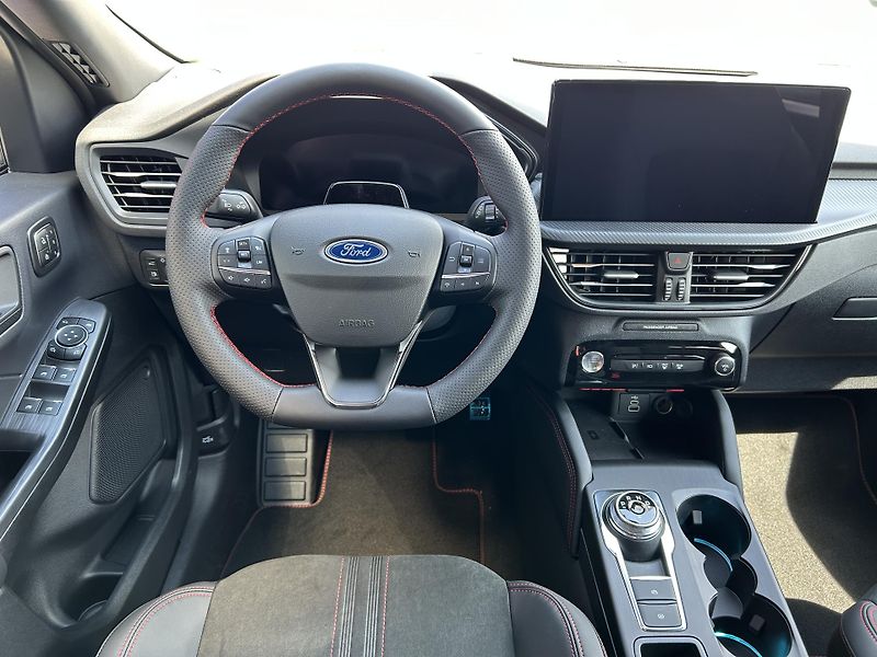 Ford Kuga ST-Line X 2.5 PHEV 178 kW - fotka 15 z 38