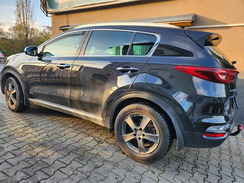 Kia Sportage 1.6-BLACK-LINE-MHEV-1.MAJITEL - fotka 7 z 15