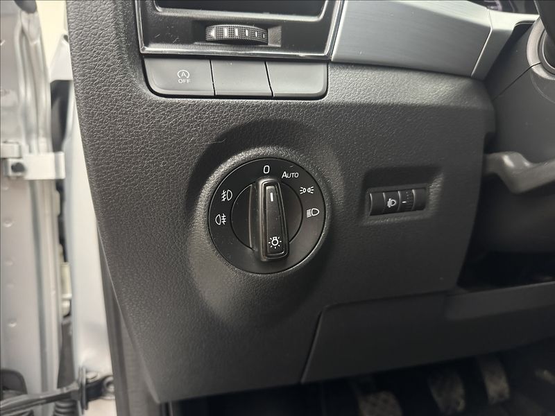 Škoda Fabia 1,2 81kW LED AC NAVI SENZORY - fotka 8 z 35