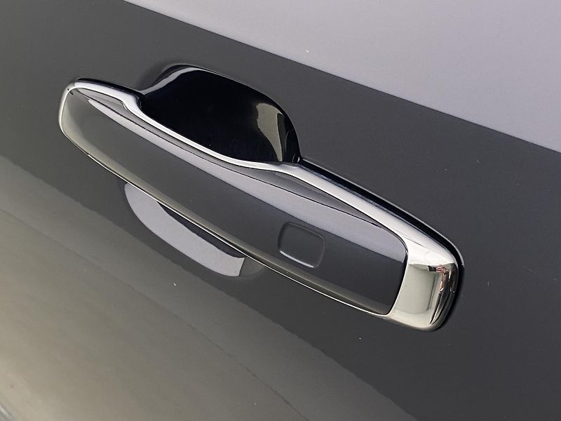 Volvo S90 T6 AWD   REZERVACE - fotka 31 z 40
