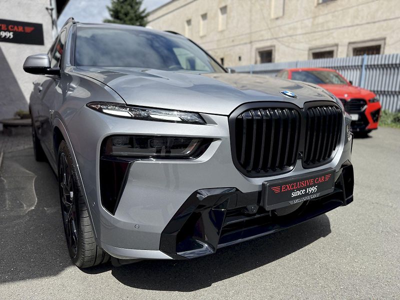 BMW X7 xDrive40d M-PRO Indiv. FULL - fotka 11 z 56