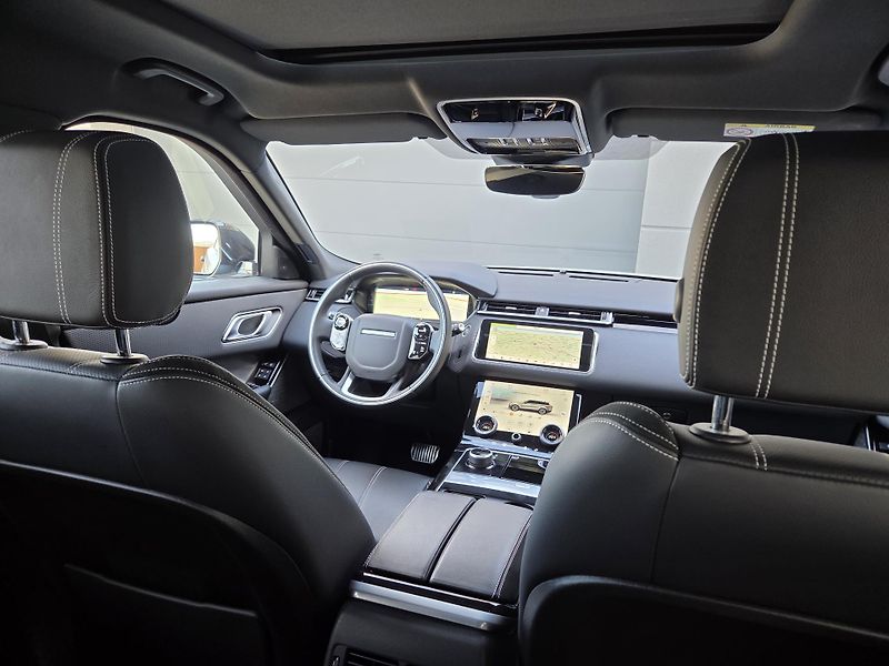 Land Rover Range Rover Velar D300 R-D SE HUD PANO TOPservis - fotka 9 z 47