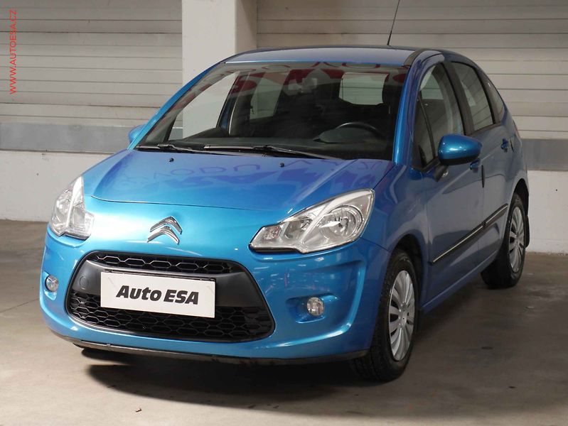 Citroën C3 (2011) 1.4i, ČR, AC - fotka 3 z 17