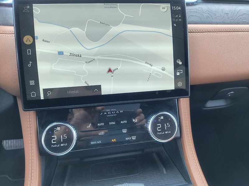 Jaguar F-Pace (2021) D300 AWD R -DINAMIC SE AUTOMAT - fotka 43 z 68