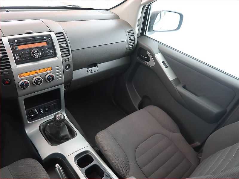 Nissan Pathfinder (2007) 2.5 dCi , 4X4 - fotka 8 z 17
