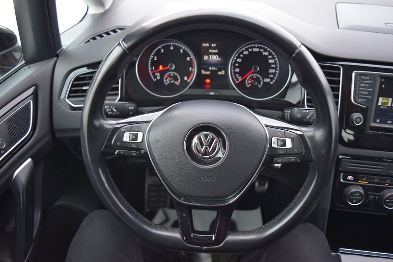 Volkswagen Golf Sportsvan (2018) 1.4TSI 92kw HIGHLINE BMT NAVI - fotka 30 z 50