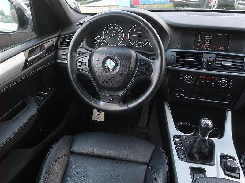 BMW X3 (2013) xDrive20d, 4X4, Serv.kniha - fotka 7 z 16