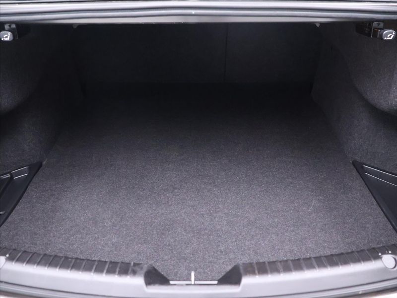 Mazda 6 2,0 G165 Automat CZ 1.Maj DPH - fotka 10 z 29