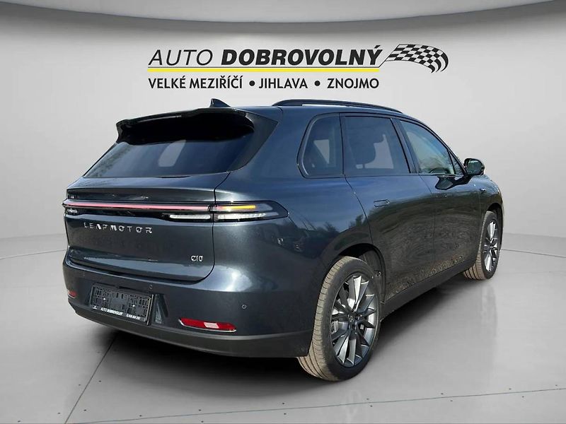Leapmotor C10 (2025) Design 81,9 kWh AWD/172078 - fotka 8 z 40