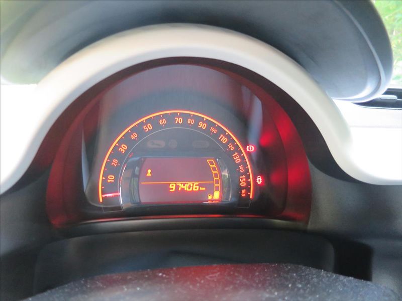 Renault Twingo 1,0 - fotka 10 z 20