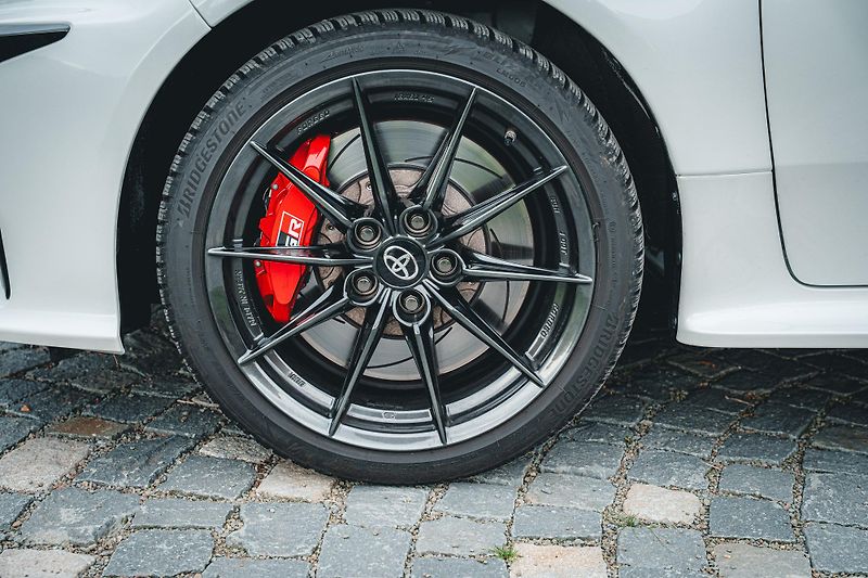 Toyota Yaris (2021) GR PERFORMANCE 4x4 1 MAJITEL  - fotka 55 z 59