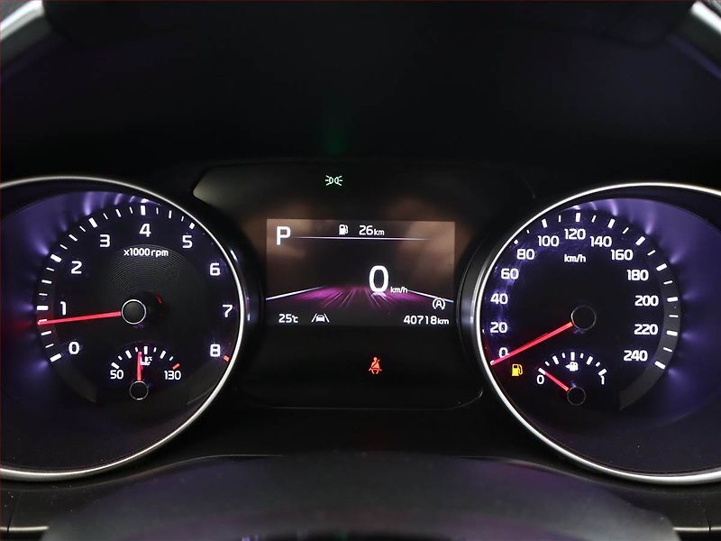 Kia Ceed (2023) 1.5 T-GDI, ČR, 1. maj. - fotka 9 z 18