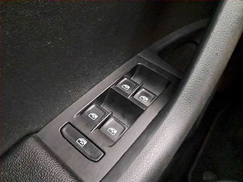 Škoda Octavia (2019) Scout 2.0 TDI, 4X4, Automat - fotka 19 z 22
