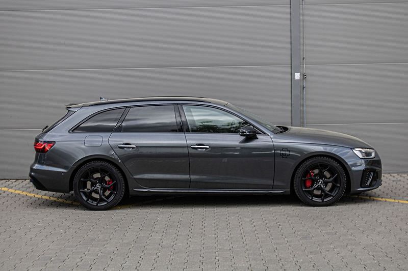 Audi A4 - fotka 4 z 35