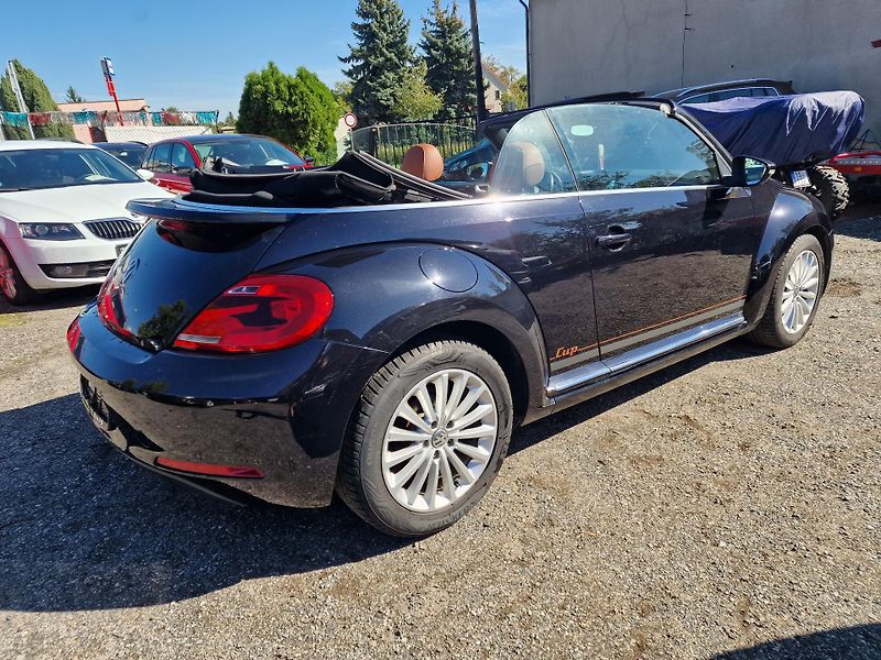 Volkswagen Beetle CABRIO 2,0TDI DSG CUP KAMERA  - fotka 8 z 26