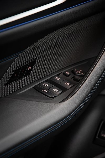 BMW Řada 4 (2022) - fotka 9 z 21