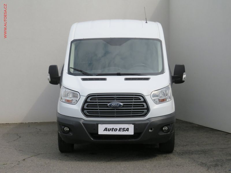 Ford Transit (2017) 2.0TDCi L3H2 5míst, TREND, AC - fotka 2 z 3