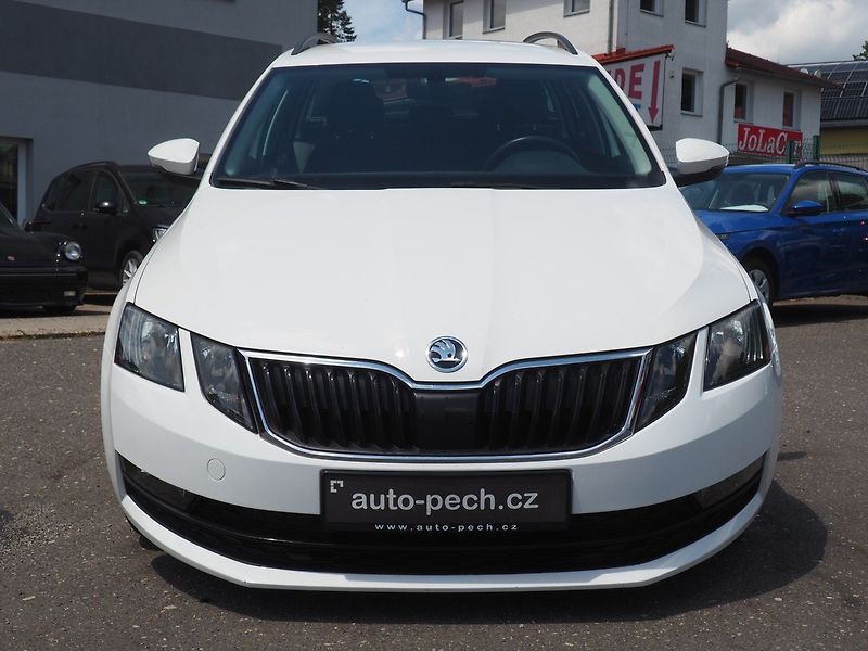 Škoda Octavia (2017) 1.6 TDI Ambiente, Navi - fotka 6 z 35