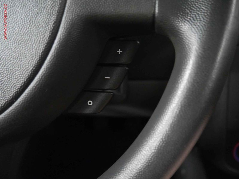 Opel Corsa (2002) 1.2i, ČR, STK4/28 - fotka 15 z 17