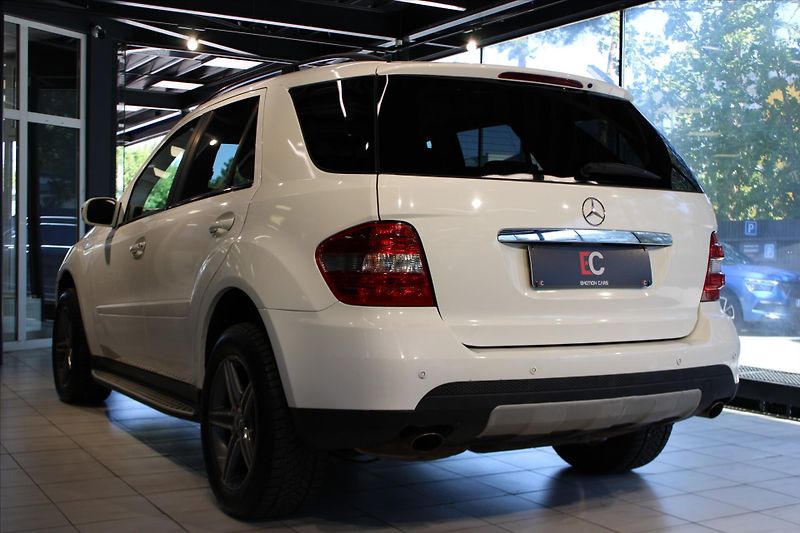 Mercedes-Benz Třídy M 350 4MATIC H&K/Pano  ML - fotka 4 z 23