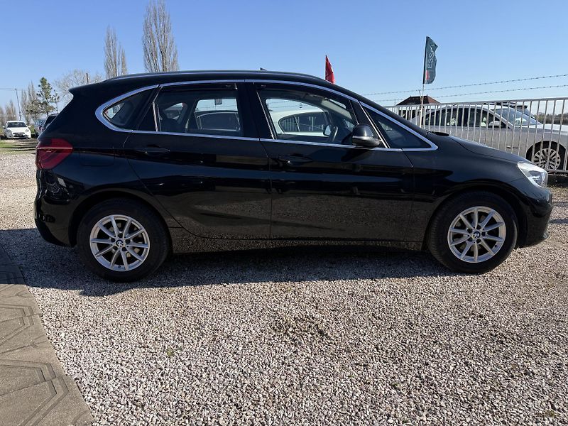 BMW Řada 2 (2015) 1.5 100kw spotřeba 4.9L2 - fotka 17 z 49