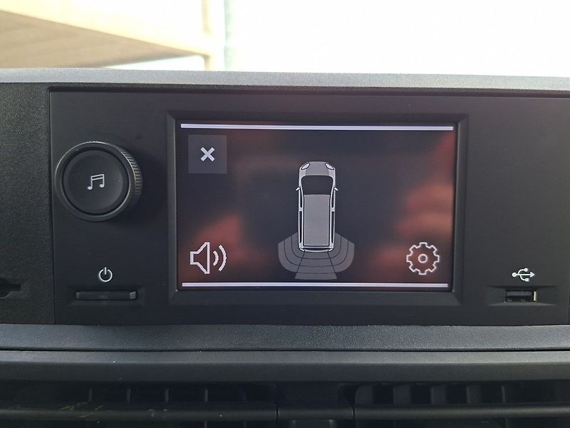 Peugeot Expert FG L3 2.0 BHDi 145k M6 - fotka 19 z 21
