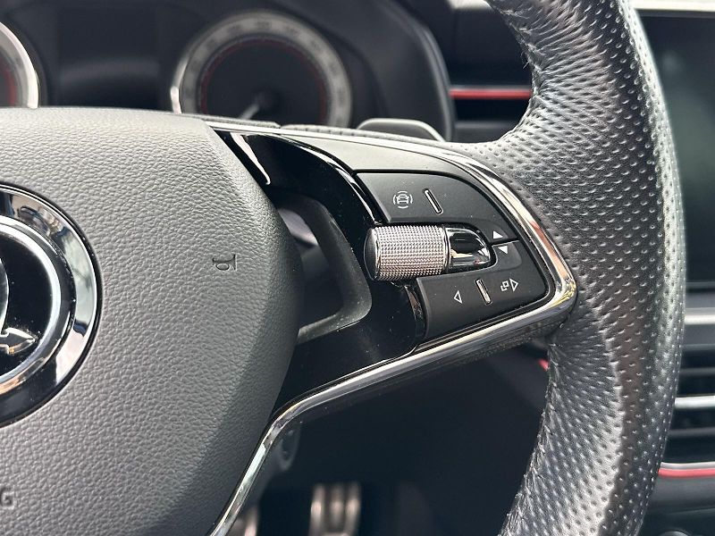 Škoda Scala (2022) 1.5 TSI DSG Monte Carlo - fotka 15 z 31