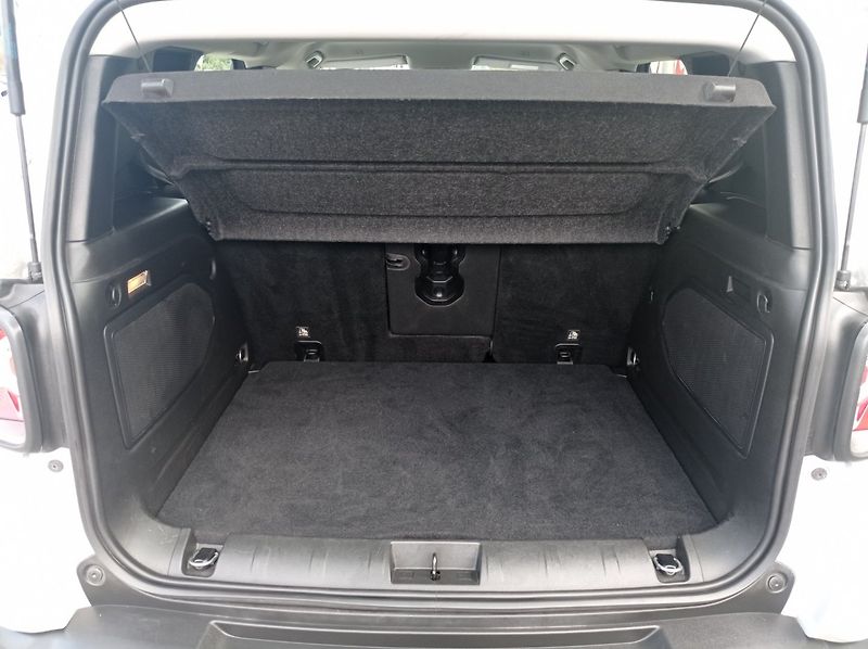Jeep Renegade 2.0 JTD-MJET 4x4/1Maj/DigKlima - fotka 17 z 44