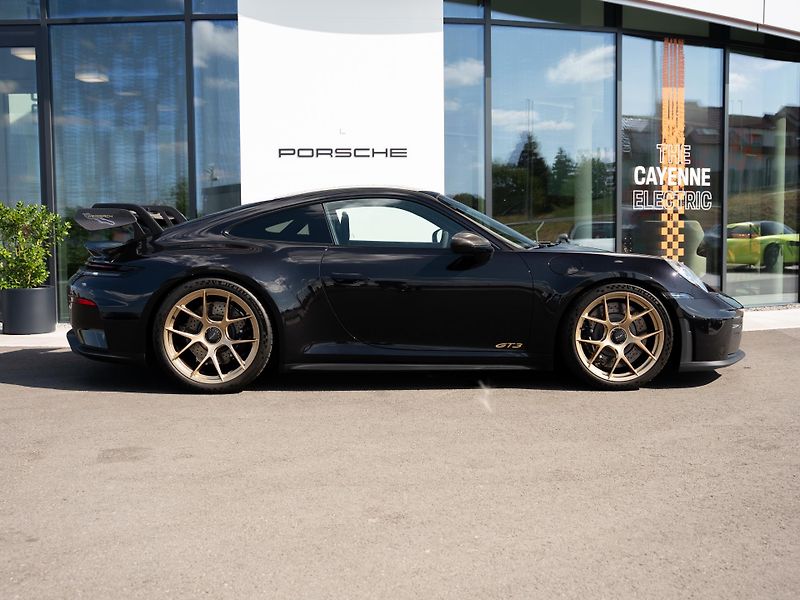 Porsche 911 GT3 - fotka 6 z 30