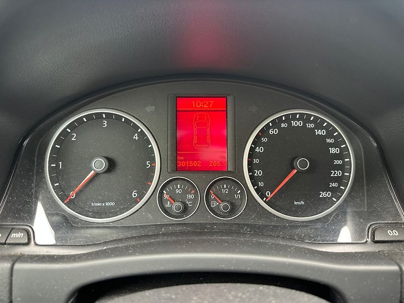 Volkswagen Tiguan (2009) 2.0Tdi 125kw 4x4 - fotka 17 z 30