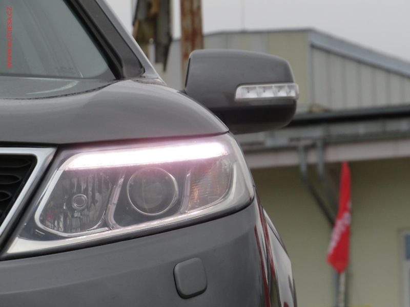 Kia Sorento (2015) 2.2CRDi, 2.maj,ČR, AT - fotka 28 z 29