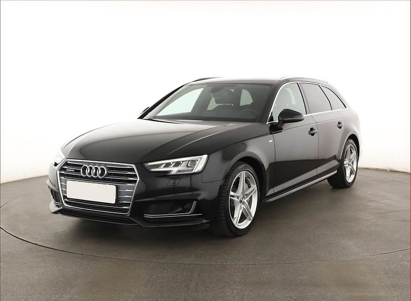Audi A4 (2018) S-Line 3.0 TDI - fotka 2 z 20