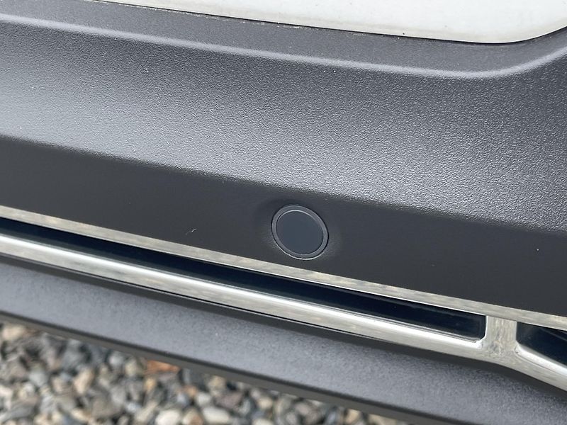 Hyundai i30 1.6d 4/2022 NEHAV-NAVI-DPH-ČR! - fotka 13 z 43