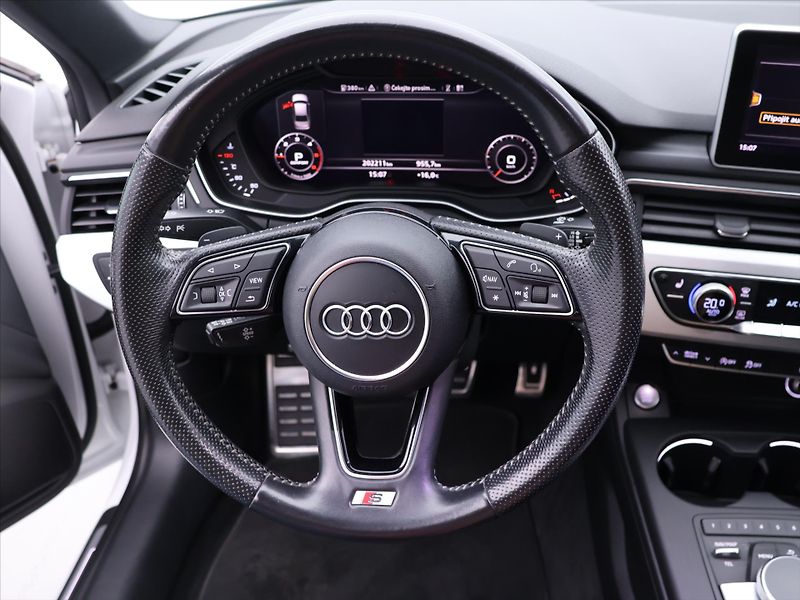 Audi A4 2,0 TDI 140kW Aut Quattro CZ - fotka 23 z 36