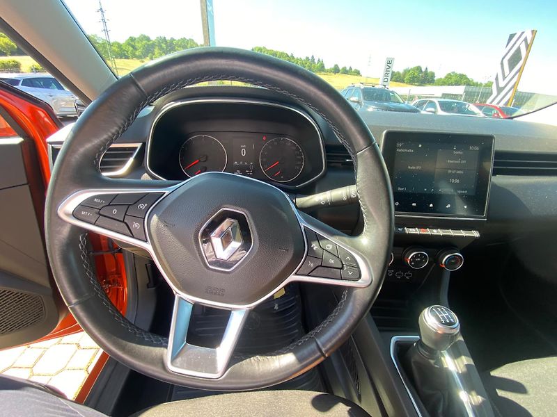 Renault Clio Clio V - fotka 15 z 22