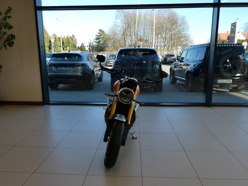 Triumph Speed Twin (2026) 1200 RS DEMO - fotka 8 z 9