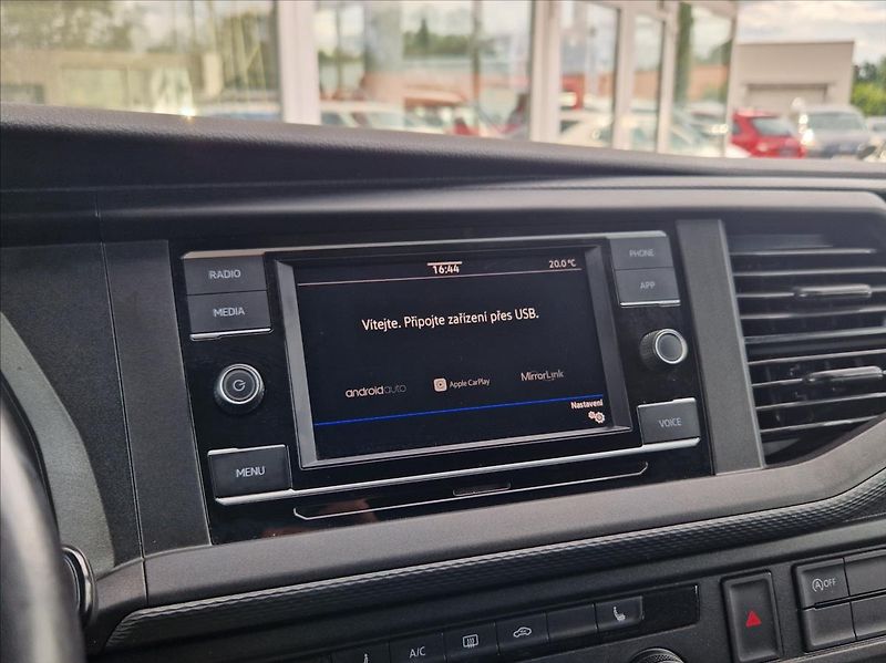 Volkswagen T6.1 2,0 TDI CAMPING VESTAVBA 4MÍST - fotka 34 z 41