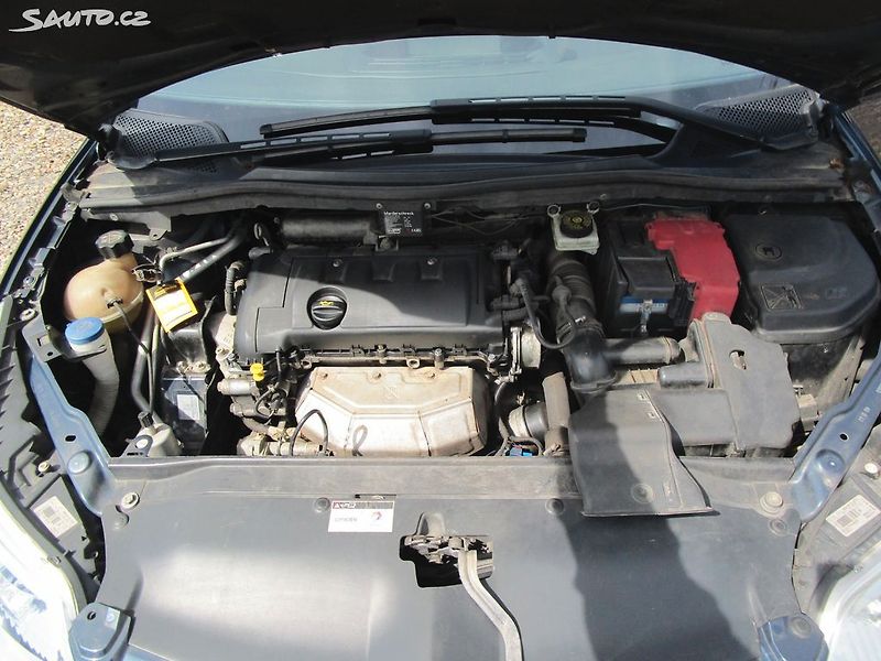 Citroën C4 1,6 - 88KW - NOVÁ STK+OLEJ - fotka 14 z 16
