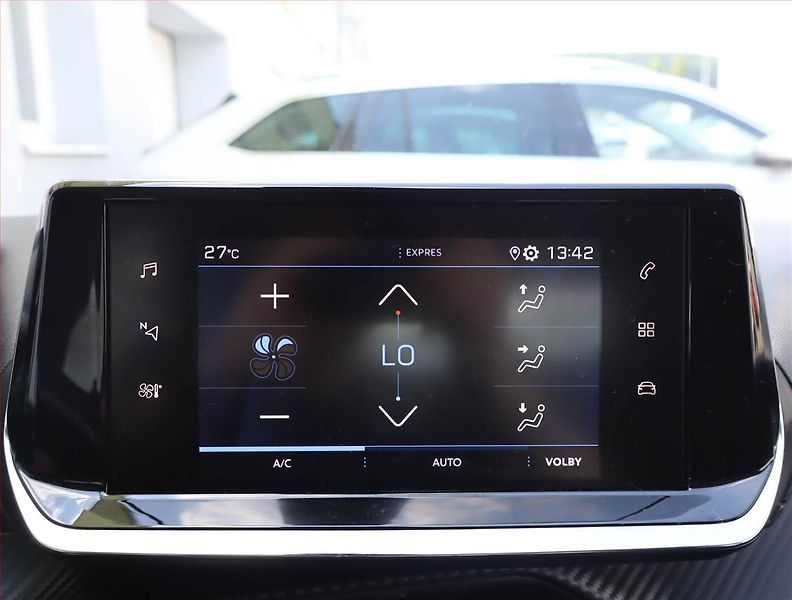 Peugeot 208 (2020) Active 1.2 PureTech - fotka 14 z 14