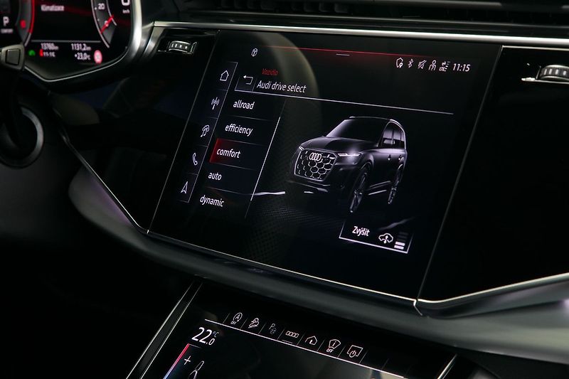 Audi Q7 3.0TDI 210kW S-line 7m ZÁRUKA - fotka 34 z 50