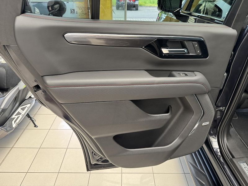 Chevrolet Tahoe RST 6,2 V8 - fotka 13 z 64
