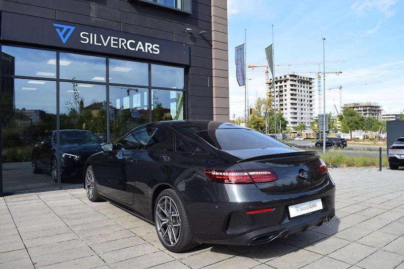 Mercedes-Benz Třídy E (2021) E400d 4M AMG Coupe/KeyLess/mas - fotka 37 z 46