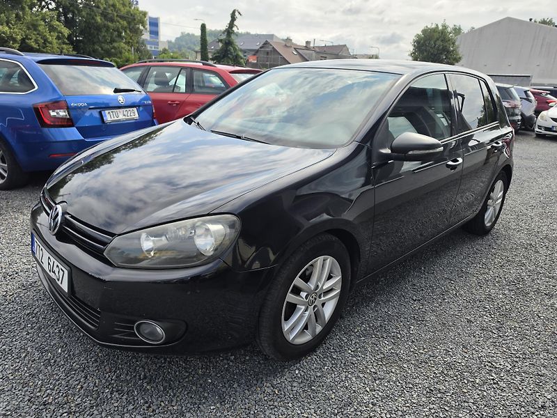 Volkswagen Golf 1.4 TSI 90 kW 6ti Kamera  - fotka 2 z 17