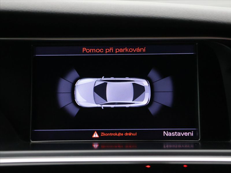 Audi A5 3,0 TDI quattro S-Line 1.Maj - fotka 24 z 36