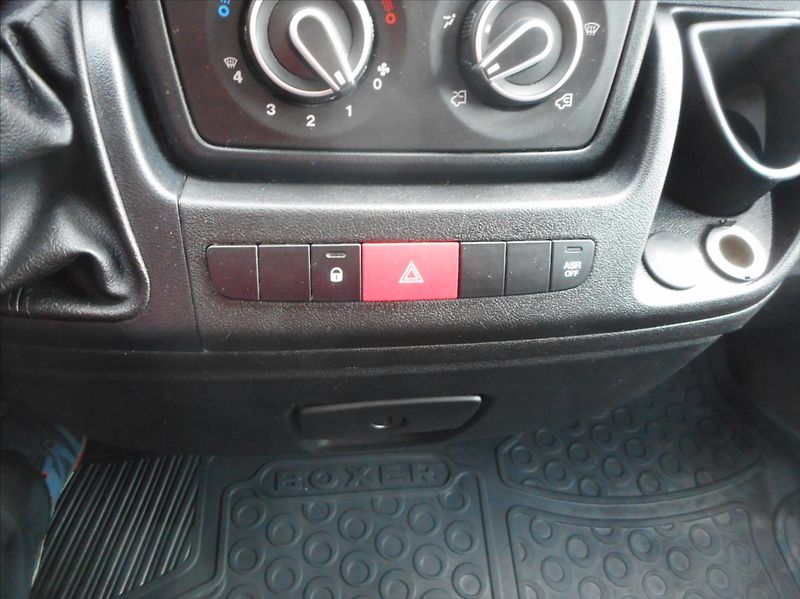 Peugeot Boxer 2,0 HDi L2H1 - fotka 15 z 24